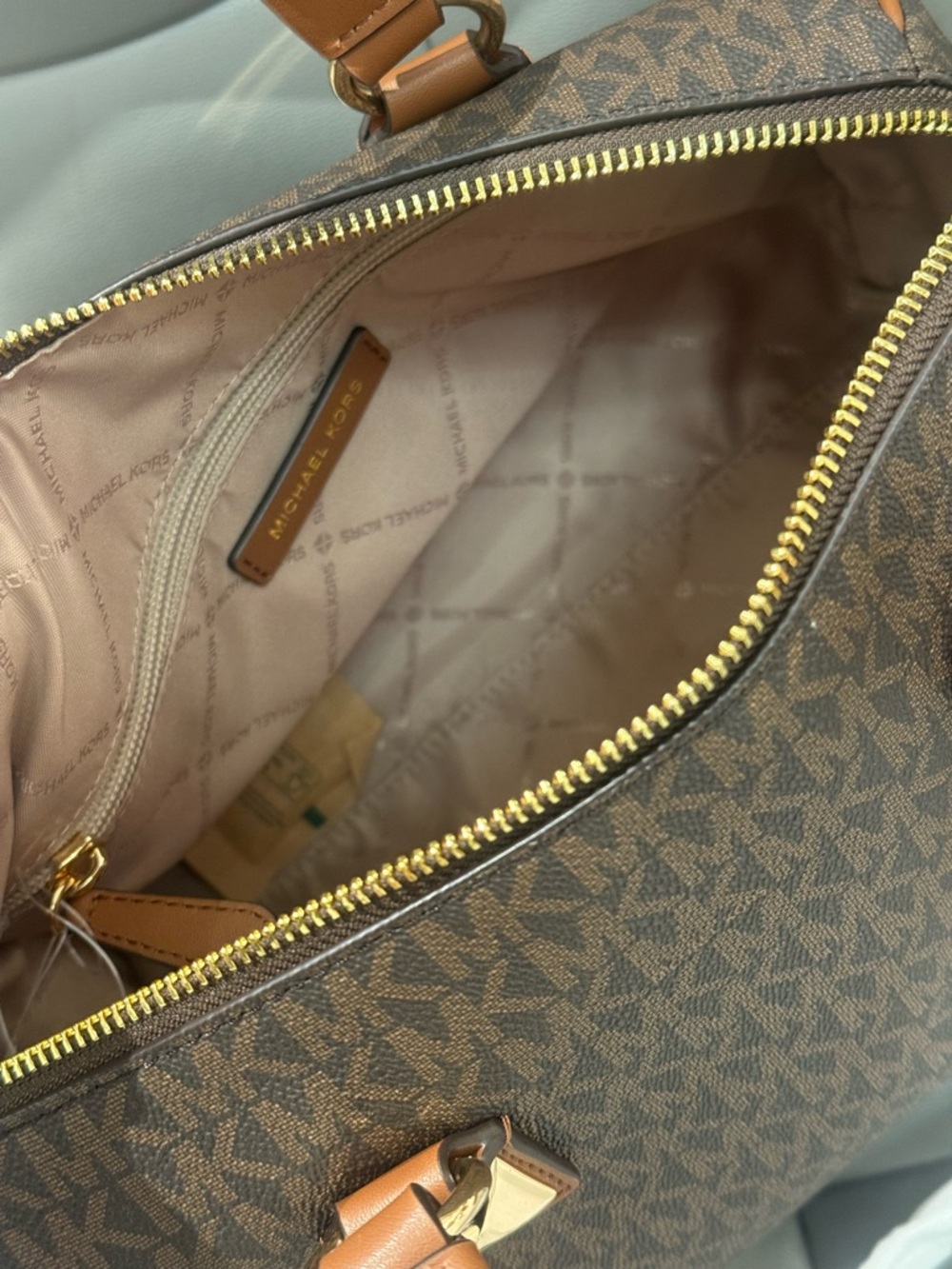 MICHAEL KORS Grayson Medium Signature Logo Duffel Bag brown - Picture 8 of 9